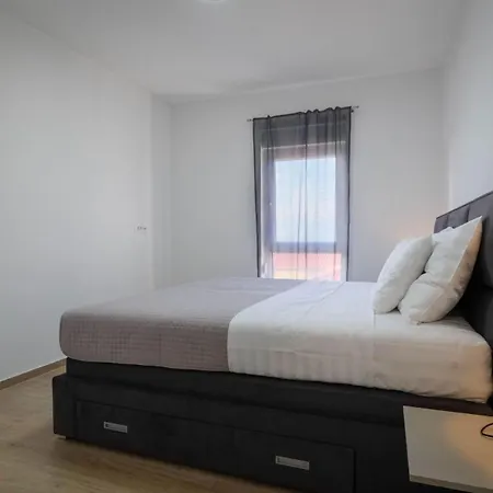 Sunset Royal 말린스카