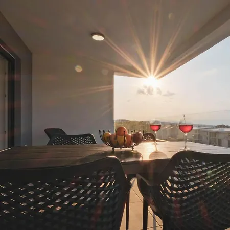 Sunset Royal Appartement